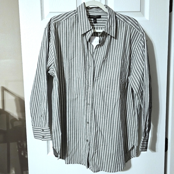 Banana Republic Oversized Button Down Dress Shirt - Size M - Picture 6 of 8